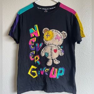 Switch Remarkable Patched Bear Embroidered T-Shirt NEVER GIVE UP Mens M  Black